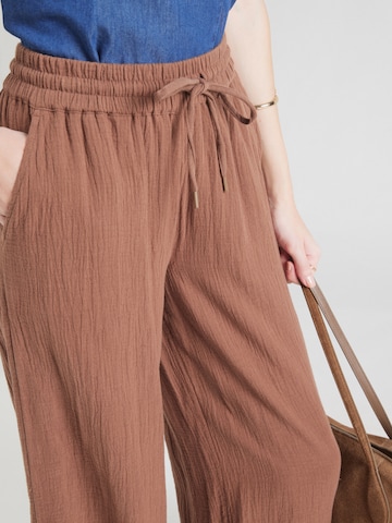 QS Wide leg Trousers in Brown