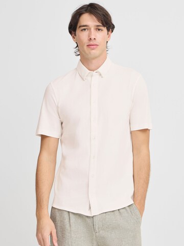 Casual Friday - Slim Fit Camisa ' CFFOLKE piquet ' em branco