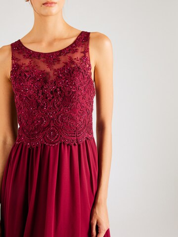Laona Avondjurk in Rood