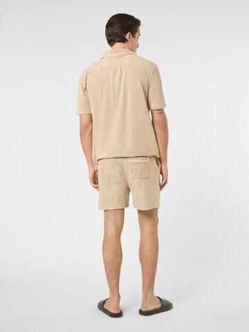 regular Pantaloni 'EMPOLI regular towelling shorts' di FILA in beige