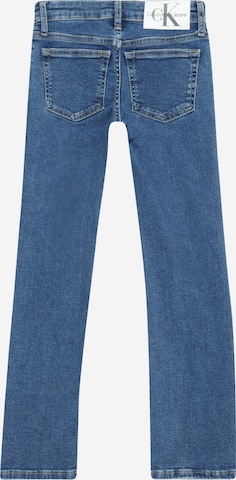 Calvin Klein Jeans Rozkloszowany krój Jeansy w kolorze niebieski
