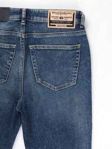 Skinny Jeans '1984 Slandy-High' di DIESEL in blu