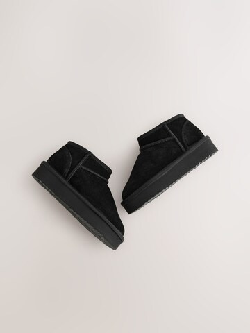 Next Snow boots in Black