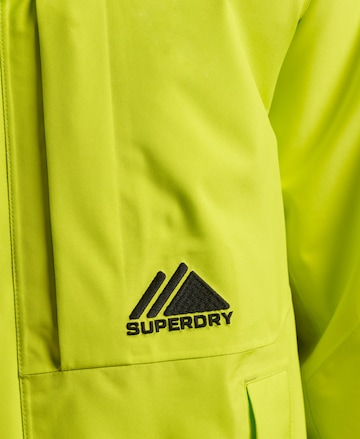 Veste outdoor 'Snow Ultra' Superdry en jaune