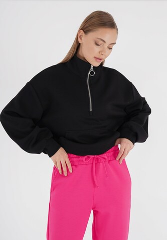 FRESHLIONS Sweatshirt 'Melia' in Black