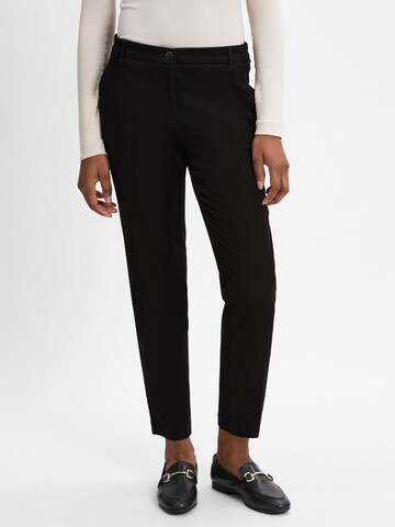 Coupe slim Pantalon chino 'Maron S' BRAX en noir : devant