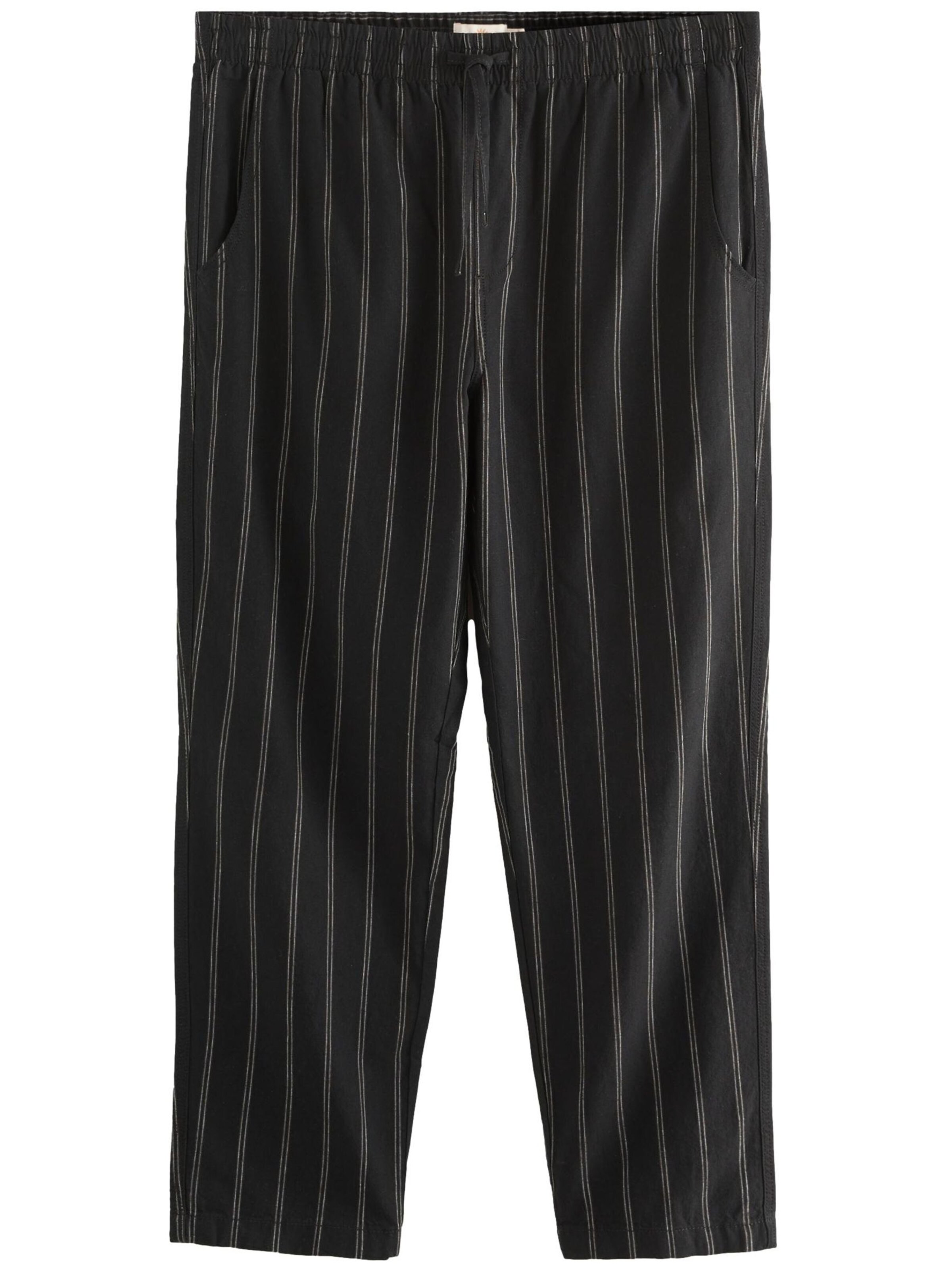 Next Regular Hose in Schwarz: Vorderseite