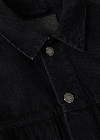 MANGO MANPrijelazna jakna 'Ryan' - crna boja