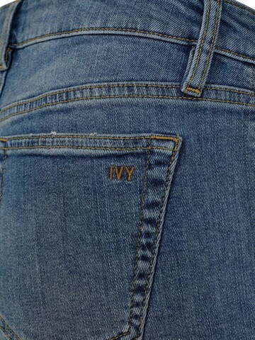 Ivy Copenhagen Regular Housut 'IVY Tonya' värissä sininen