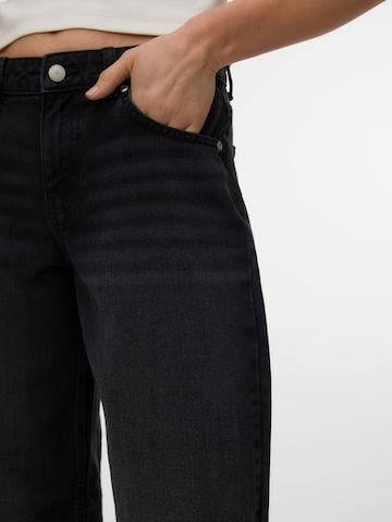 VERO MODA Regular Jeans 'VMHALLIE' in Black