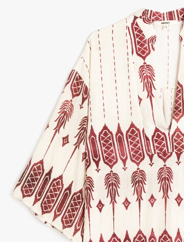 Koton Kimono in Red: front