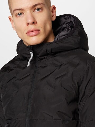 JACK & JONES Jacke 'BERG' in Schwarz