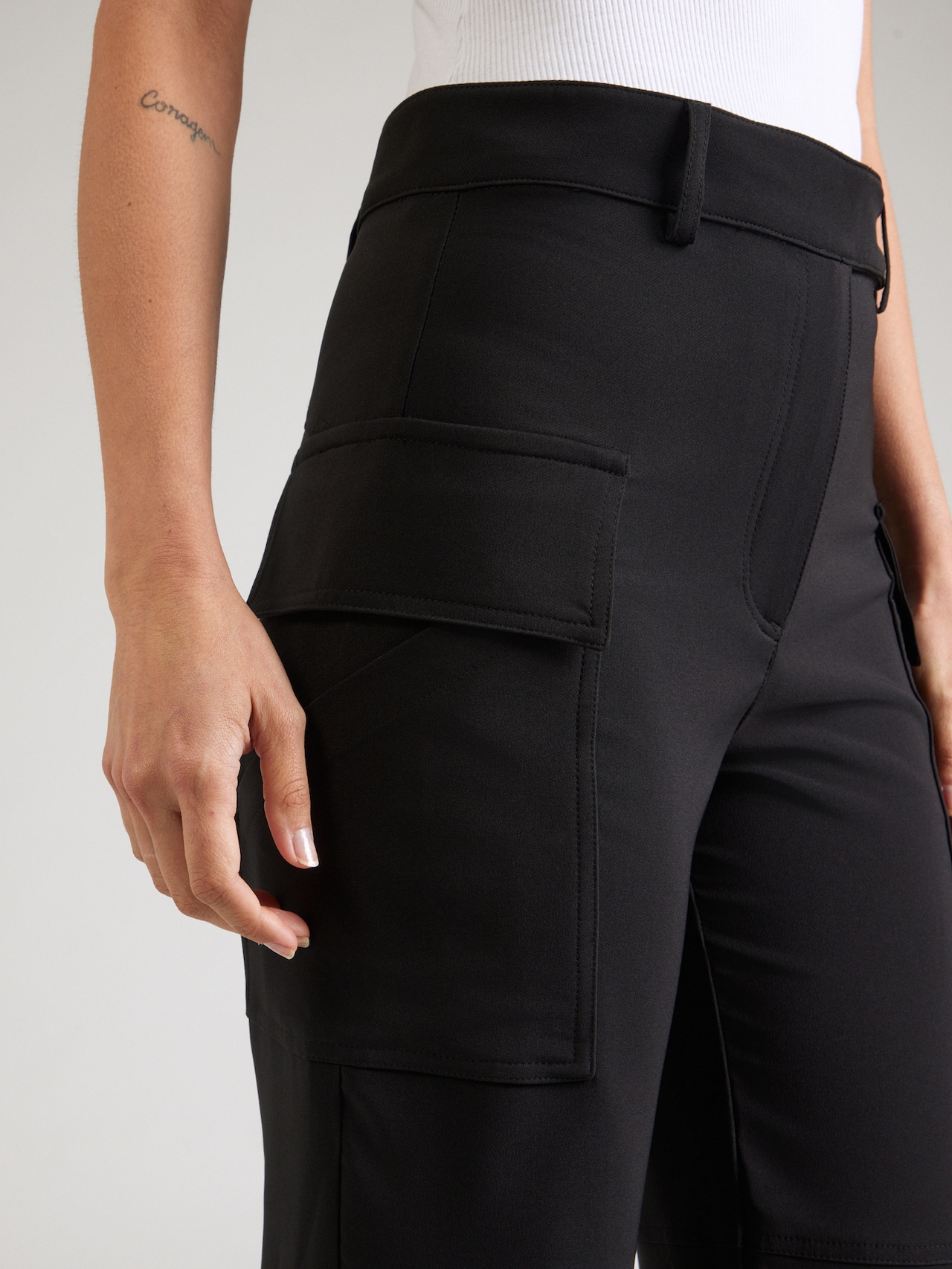 EDITED Producten Broek 'Felice' Zwart