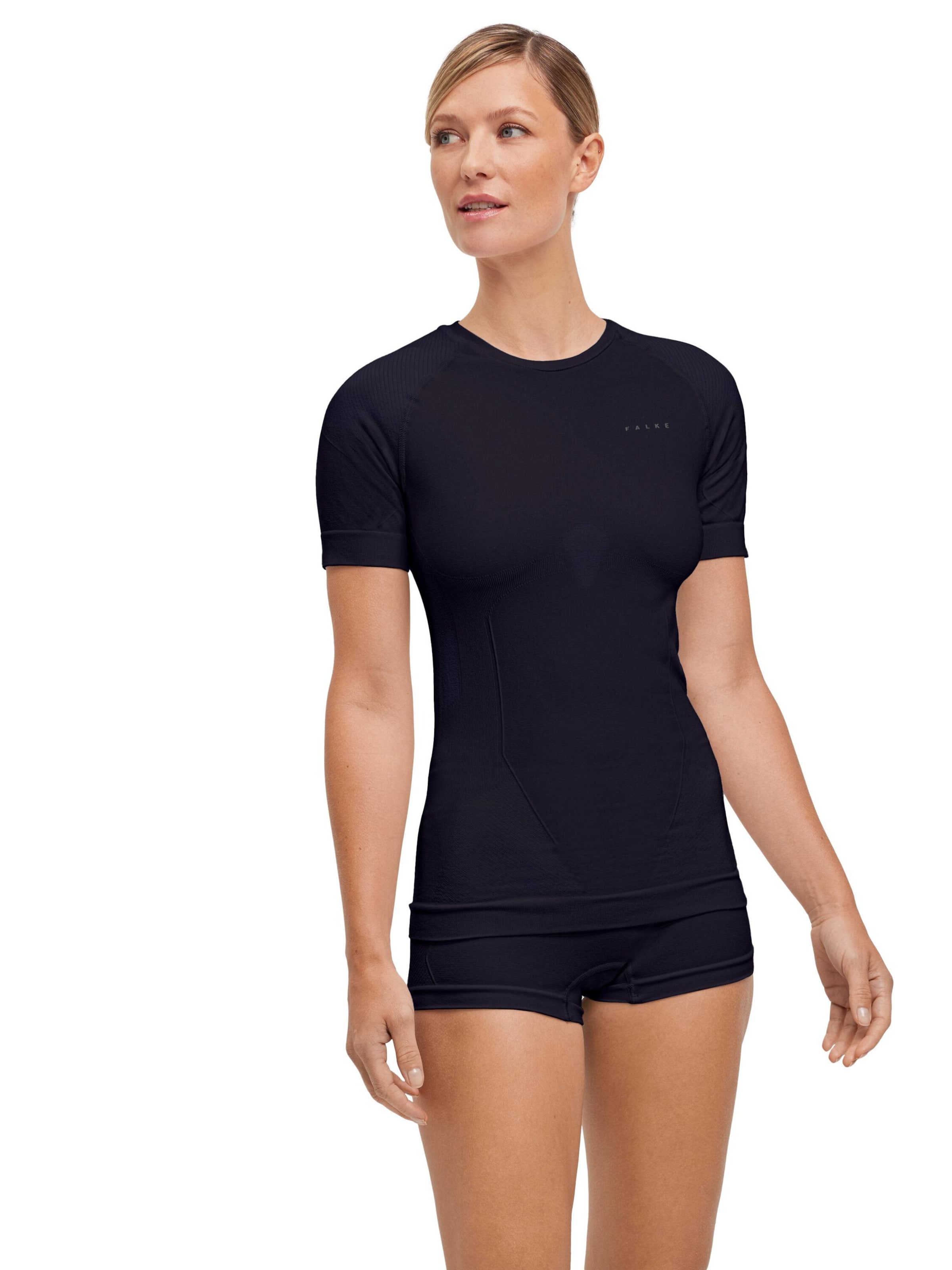 FALKE Base Layer in Black: front
