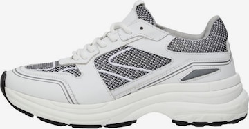 SELECTED FEMME Sneakers in White: front