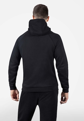 MOROTAI Sweatshirt in Schwarz