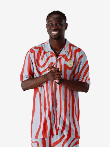 FC BAYERN MÜNCHEN Comfort fit Button Up Shirt 'Summer' in Red