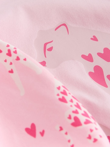Next Shorty in Pink