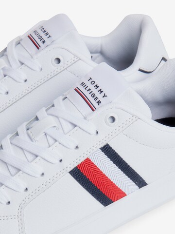 TOMMY HILFIGER Sneakers laag in Wit