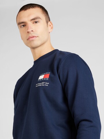 Tommy Jeans Sweatshirt 'Essential' i blå