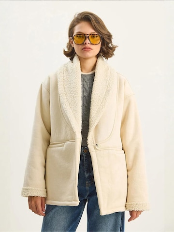 Bianco Lucci Winterjas in Beige: voorkant