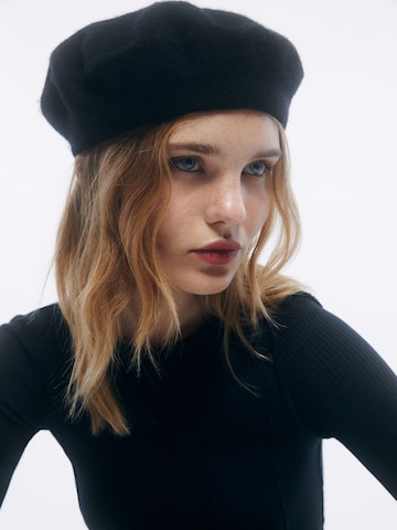 Bonnet Pull&Bear en noir