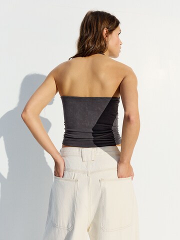 Bershka Top in Grijs