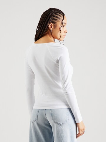 LEVI'S ® Shirt in White