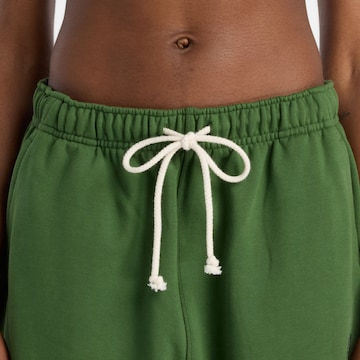 new balance Tapered Broek 'Athletics' in Groen