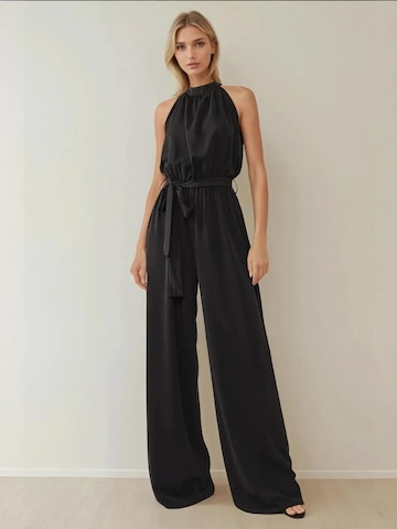 Hiccup Jumpsuit in Black: front