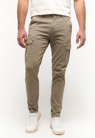 MUSTANG Loose fit Cargo Pants in Brown: front