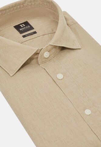 Coupe regular Chemise Boggi Milano en beige