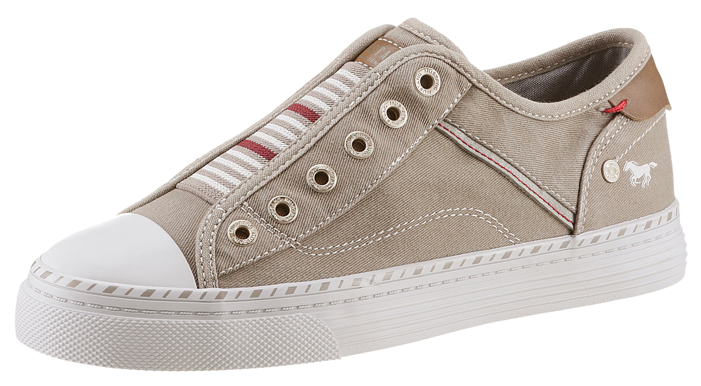 Slip on MUSTANG en gris : devant