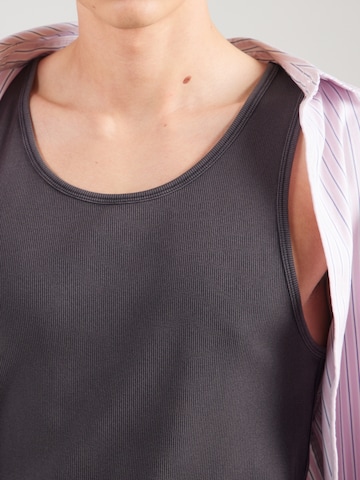 HOLLISTER Μπλουζάκι σε μαύρο