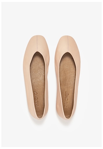 INUOVO Ballet Flats in Pink