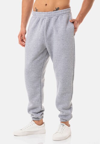 Redbridge Loose fit Pants in Grey: front