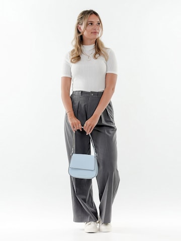 Suri Frey Shoulder bag 'Alexander' in Blue: front
