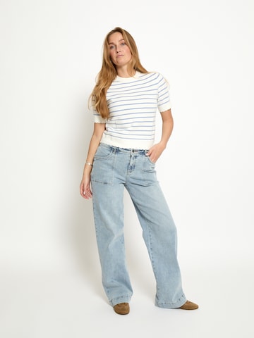 Peppercorn - Top 'Odelia' en azul