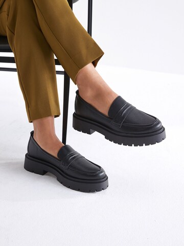 Next Slip-ons 'Forever Comfort' in Black