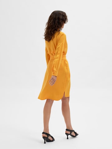 SELECTED FEMME Košilové šaty 'KIKKI TONIA' – oranžová