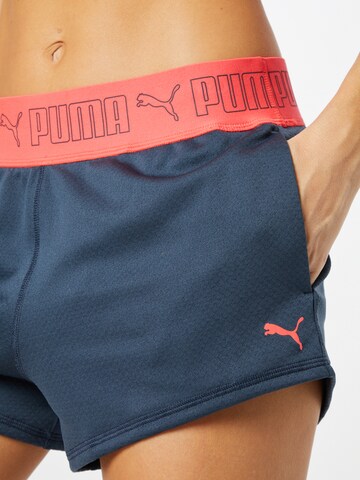 PUMA Regular Sportshorts in Blau