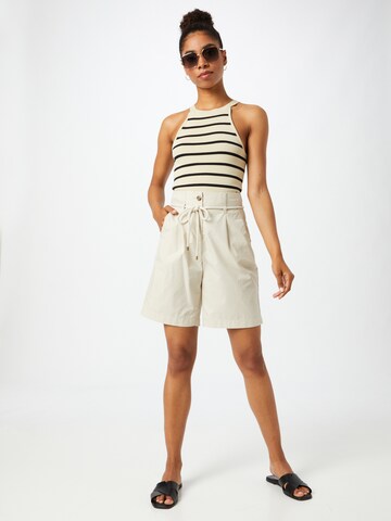 ESPRIT Loose fit Pleat-Front Pants in Beige