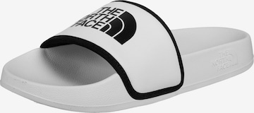 THE NORTH FACE - Sapato de praia/banho 'Base Camp III' em branco: frente