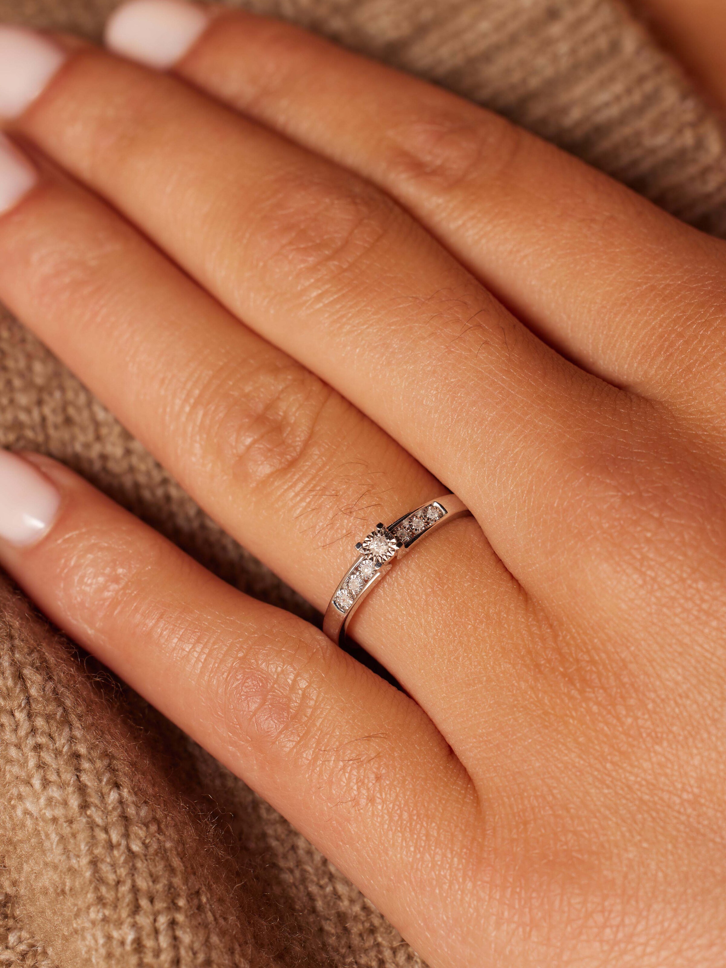 Lucardi Ring in Silber: Vorderseite