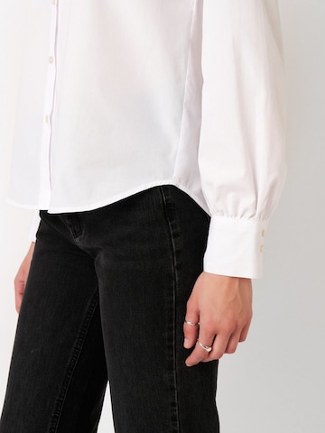 DESOTO Bluse, bügelfrei in Weiß