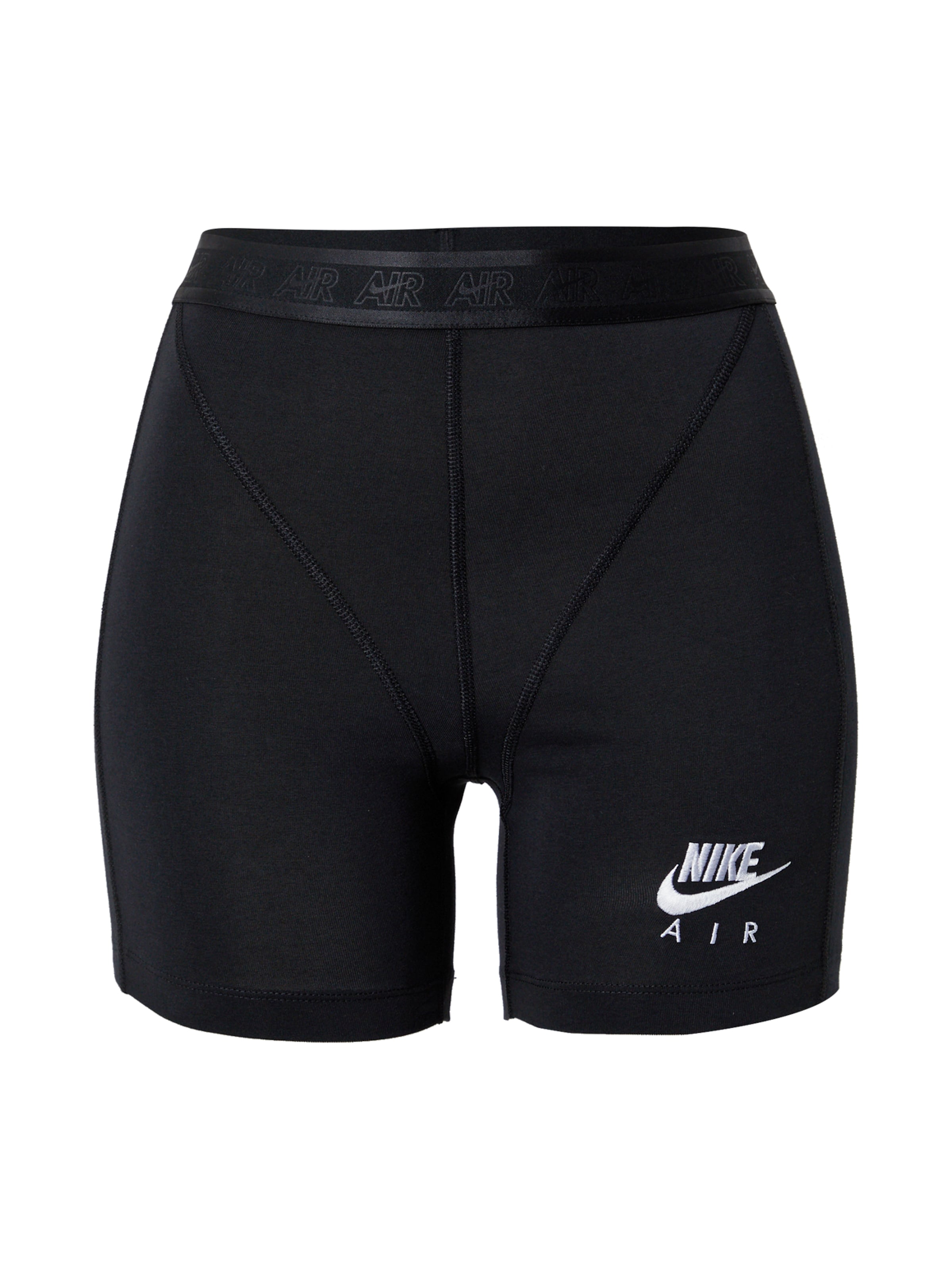 Nike Sportswear Shorts in schwarz / weiß, Produktansicht