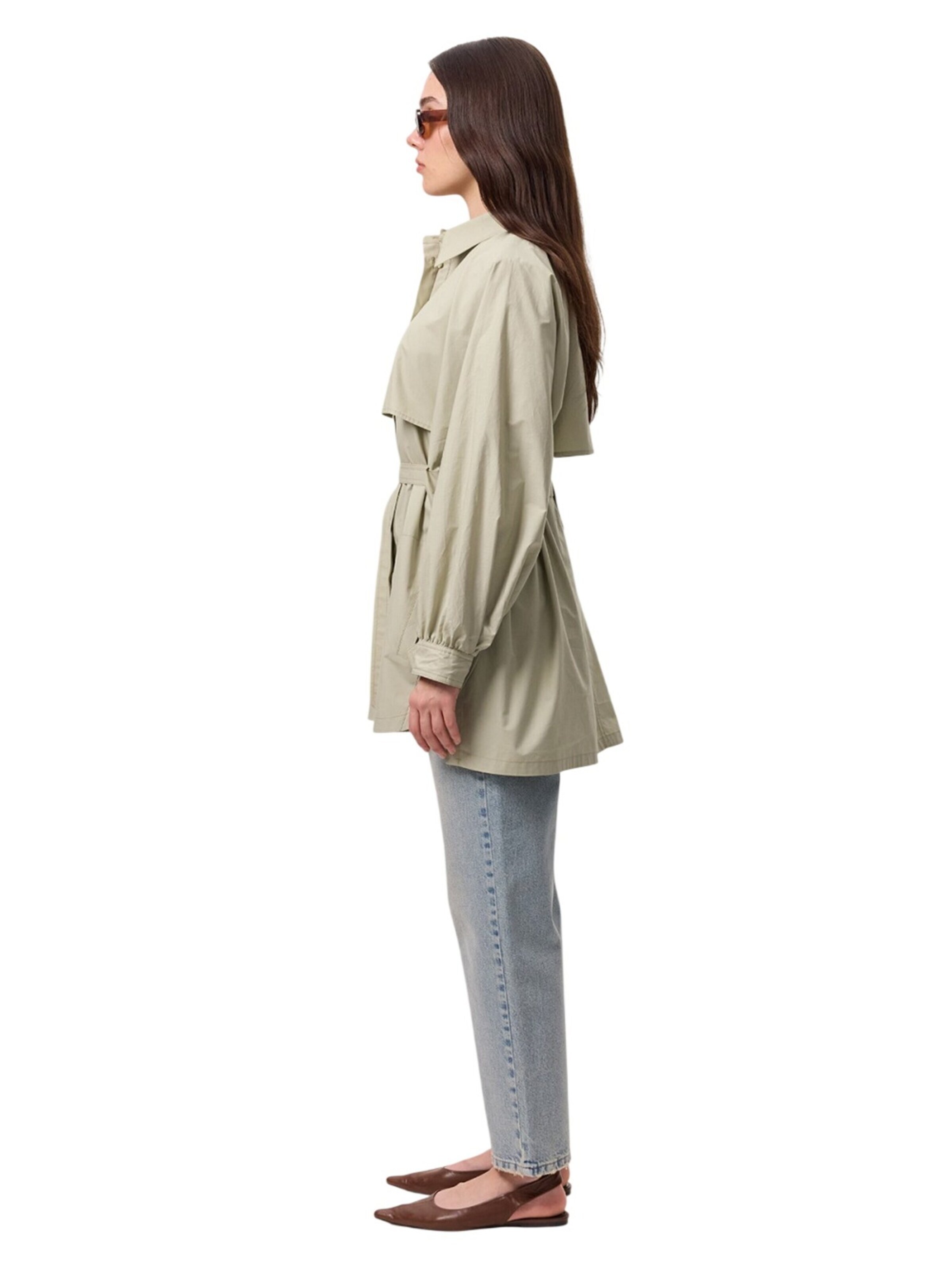MANUKA Between-seasons coat in Green