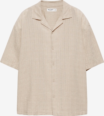 Pull&Bear Comfort Fit Paita värissä beige: etupuoli