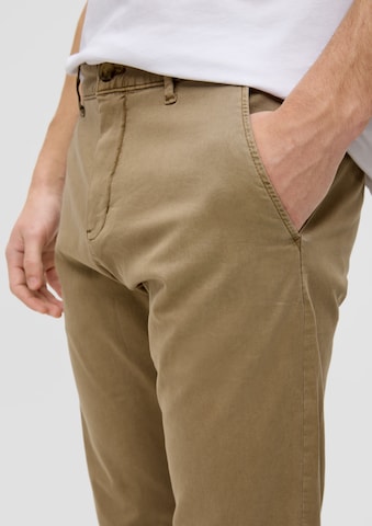 Coupe slim Pantalon chino QS en marron