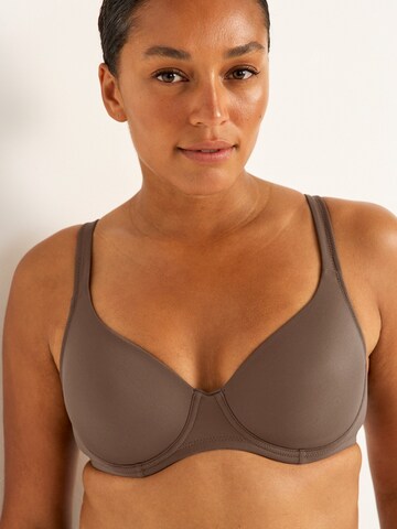 Invisible Soutien-gorge 'Sara' Cellbes of Sweden en marron : devant